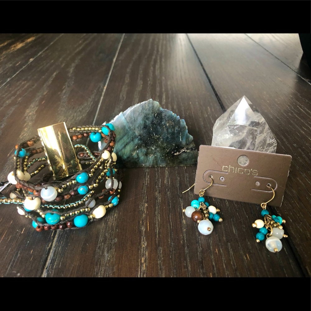 NWT Chico’s pc Alysia Boho Banded Bracelet and Cluster Earrings Set